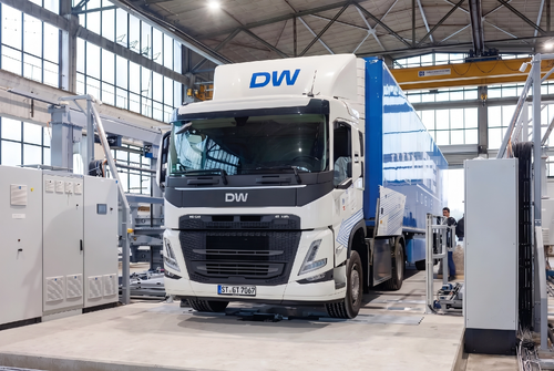 Derniers blogs de l'entreprise sur Stratégie de CATL en matière d'échange de batteries pour les camions lourds par rapport au réseau européen de recharge de mégawatts