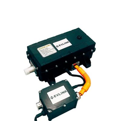 Un bon prix. Version industrielle, chauffe-eau haute tension pour chauffer les circuits d'eau des véhicules spéciaux en ligne